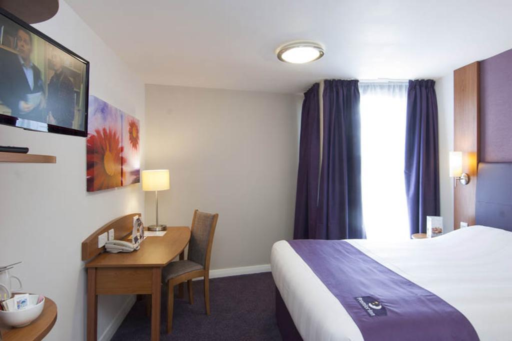Premier Inn Reading Central Стая снимка